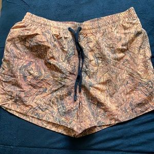 Kith x Everest Isles Swim Trunks | Print Gold